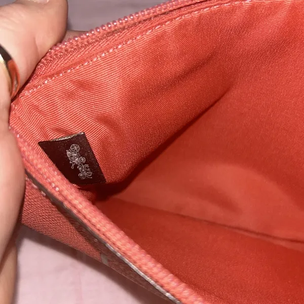 Coach Rare Vintage  Storypatch Large Pouch - Image 11