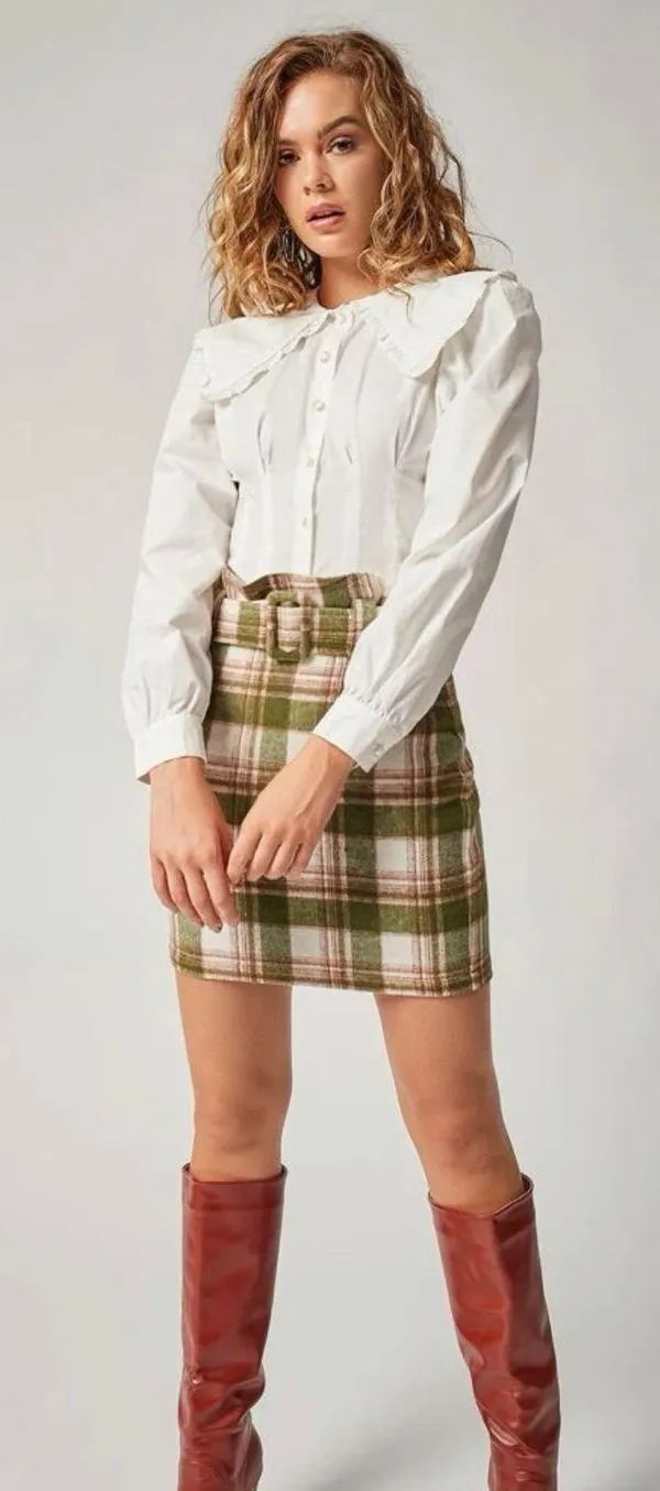Boutique Plaid Skirt - Image 4
