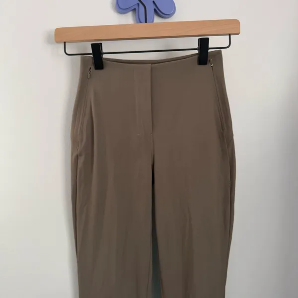 Lululemon 0 Smooth Fit Pull‎ On Flare Nomad Minimal Outdoor Athletic Taupe - Image 4