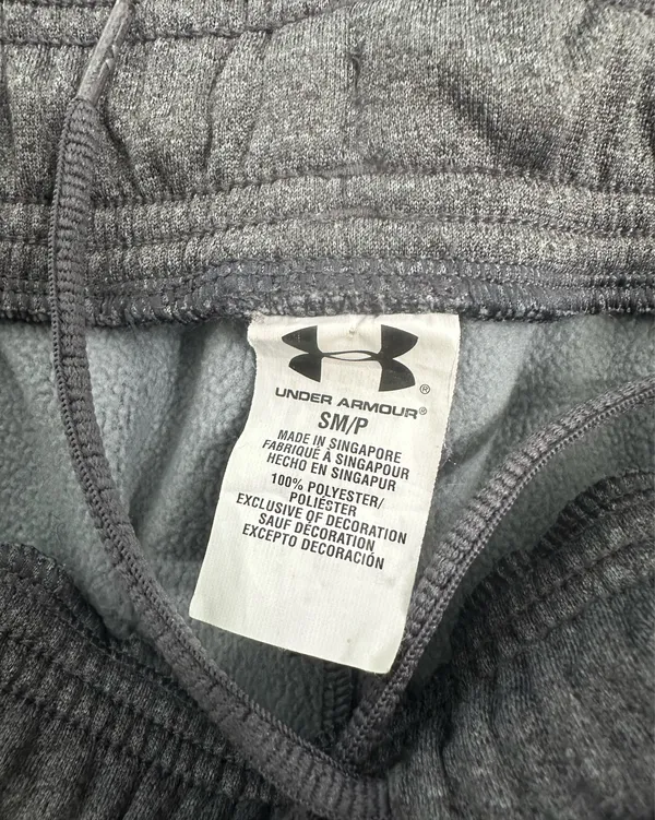 Under Armour sweats are a size Small Petite. - Image 3