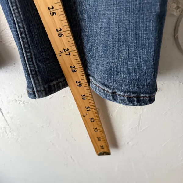 WRANGLER Women's Medium Wash Boot Cut Jeans Size 5x32 Western Mid Rise‎ - Image 9