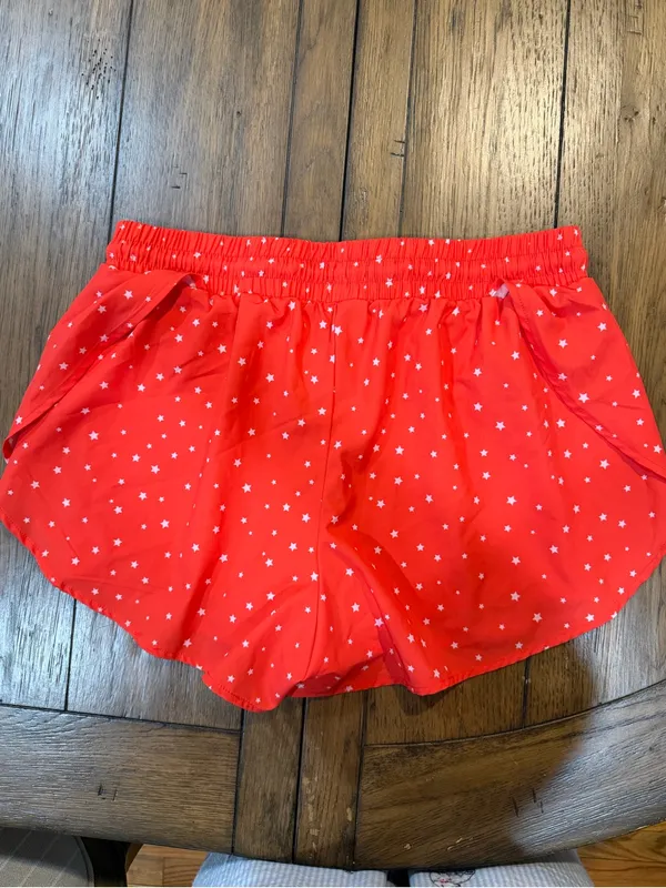 crown & ivy Red Star-Print Athletic Shorts - Image 4