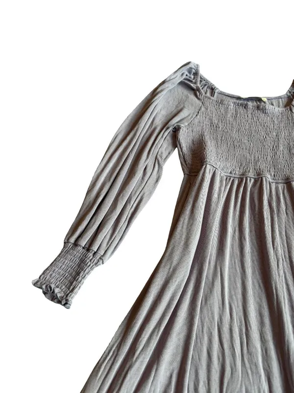 Three Bird Nest Purple Flowy Dress Smocked Long Sleeve Stretchy Size Medium - Image 3