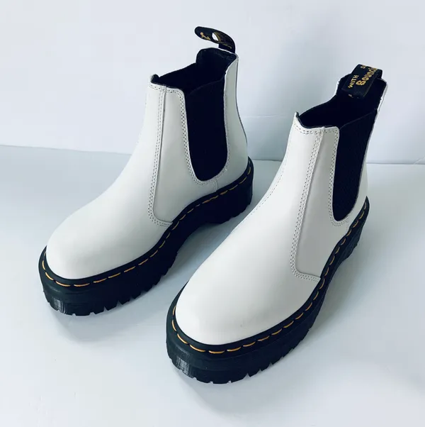 Dr. Martens 2976 Quad Platform Leather Chelsea Ankle Boots in White - Image 2