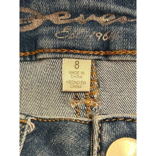 SEVEN7 Womens Weekend Bermuda shorts Size 8 Stretchy Distressed (3855) - Image 3