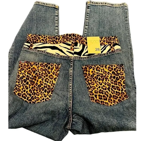 Alice + Olivia Amazing Animal Print High Rise Jeans Size 28 NWT - Image 13
