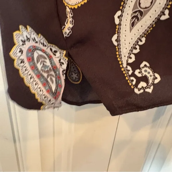 Loft Outlet Brownish/Gray Paisley Bow Back Detail‎ Tank Top Size Small - Image 5