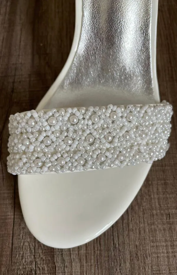 Beaded Ivory High Heel Sandals White Size 6 - Image 2