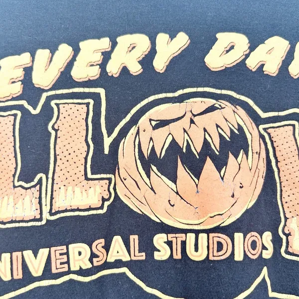 Universal Studios Womens HHN 2022 Spooky Core Halloween‎ Spirit Jersey Size S - Image 7