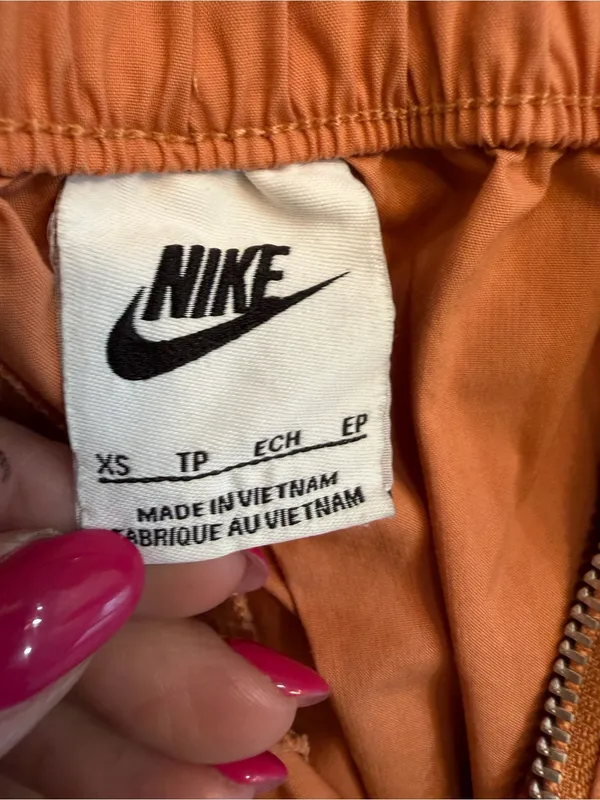 Nike Sportswear Collection Woven Trouser Pants - Image 3