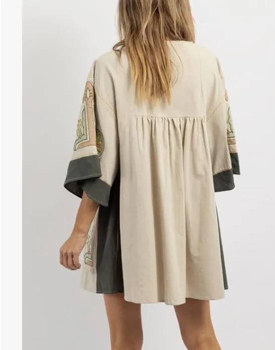 Womens Oversized Embroidered Dress with V-Neck and 3/4 Sleeves Vintage Embroidery Babydoll Dress - Image 2