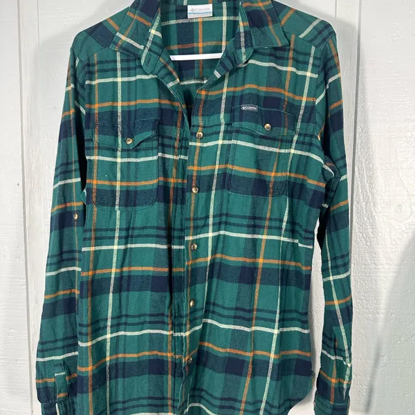 Columbia Women’s Green Plaid Flannel Top Size Large EUC - Image 3