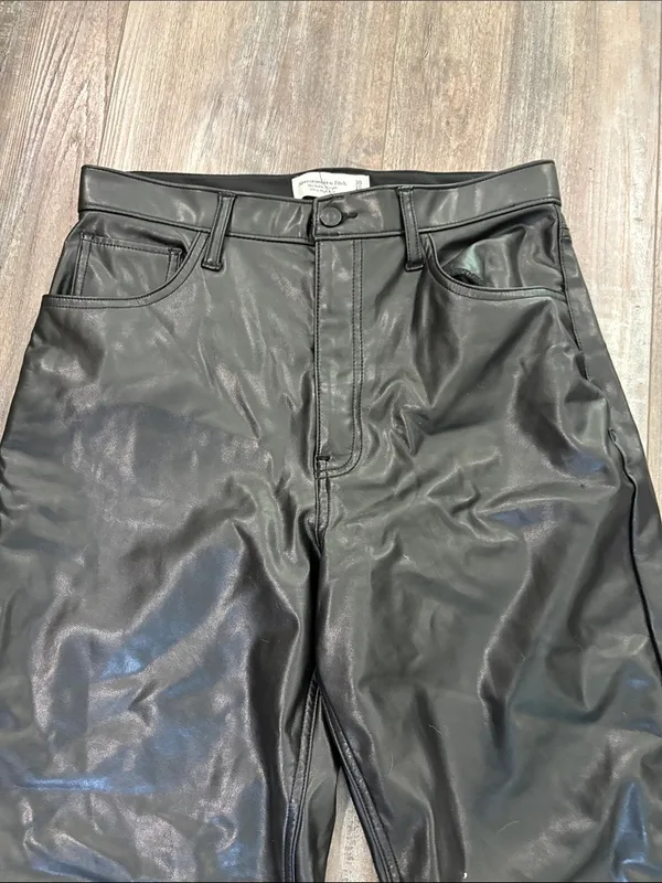 Abercrombie & Fitch faux leather pants - Image 4