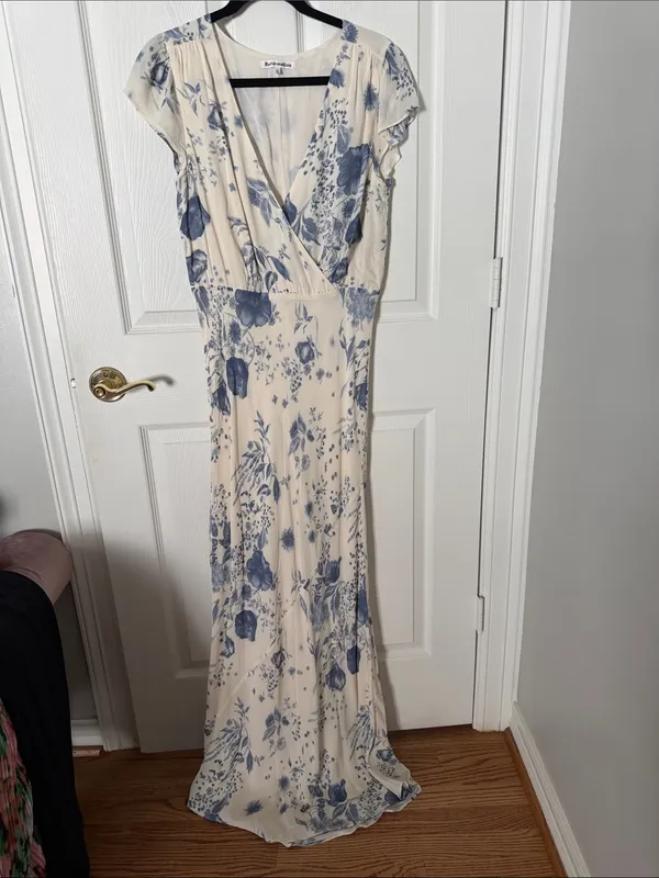 Reformation Cream Maxi Dress with Blue Floral Print Nayeli size 8 - Image 2