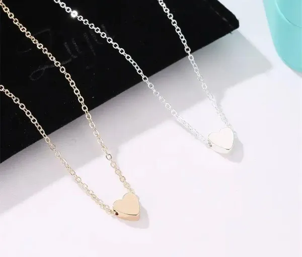 2pcs 925 Alloy Chokers Necklaces Women's Love Pendant Set - Gold & Silver - Image 5