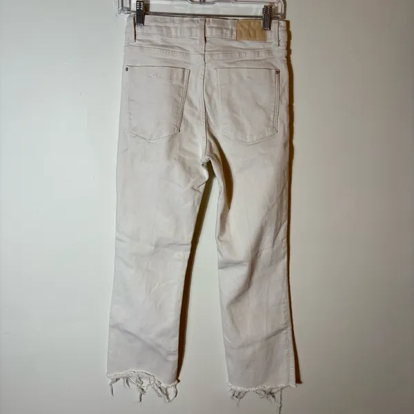 ZARA Off-White‎ High Rise Straight Leg Jeans Raw Hem Size 4 - Image 4