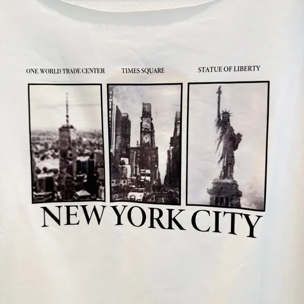 Shein Women’s XS White NYC Graphic Sweatshirt Off Shoulder Times Square Liberty - Image 3