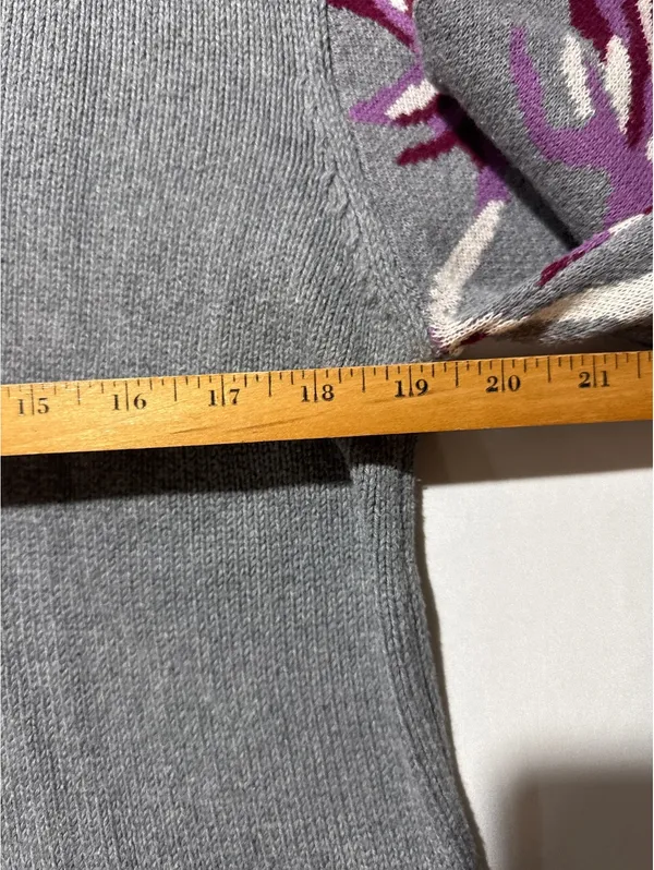cabi Medium Gray Turtleneck Sweater with Funky Purple Leafy - Image 6
