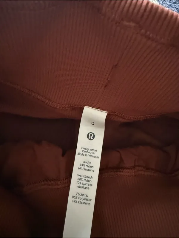 Lululemon Dance Studio Jogger Size 0 - Image 3