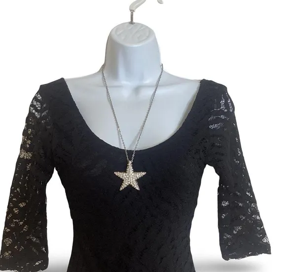 Large Crystal Star Pendant with Matching Chain Silver - Image 9