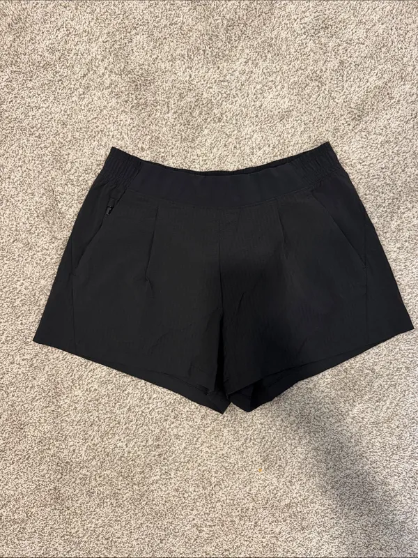 Athleta - Black textured Brooklyn Shorts- 10 - Image 2