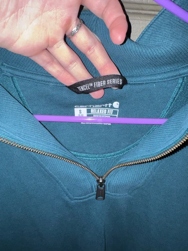 Carhartt women’s quarter zip - Image 3