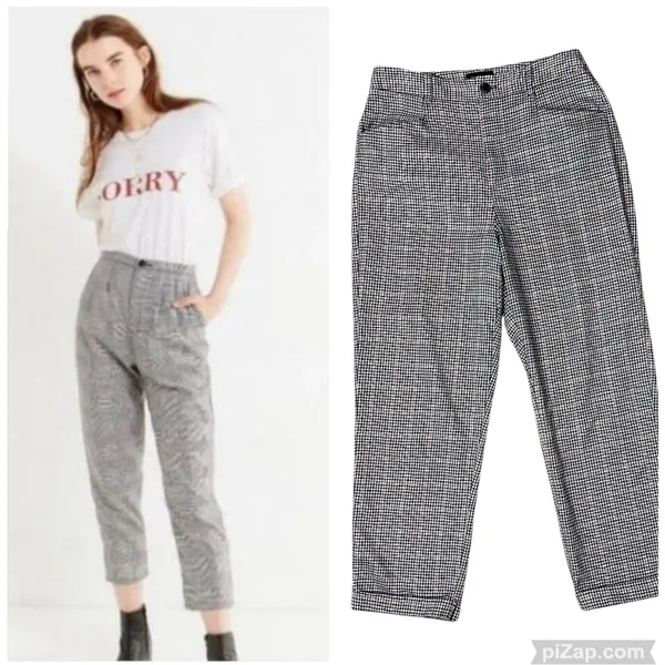 URBAN OUTFITTERS Houndstooth Plaid Cropped Pants - Image 2