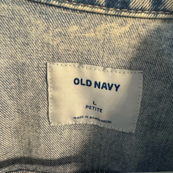 Old Navy Distressed Denim Jacket - Image 5