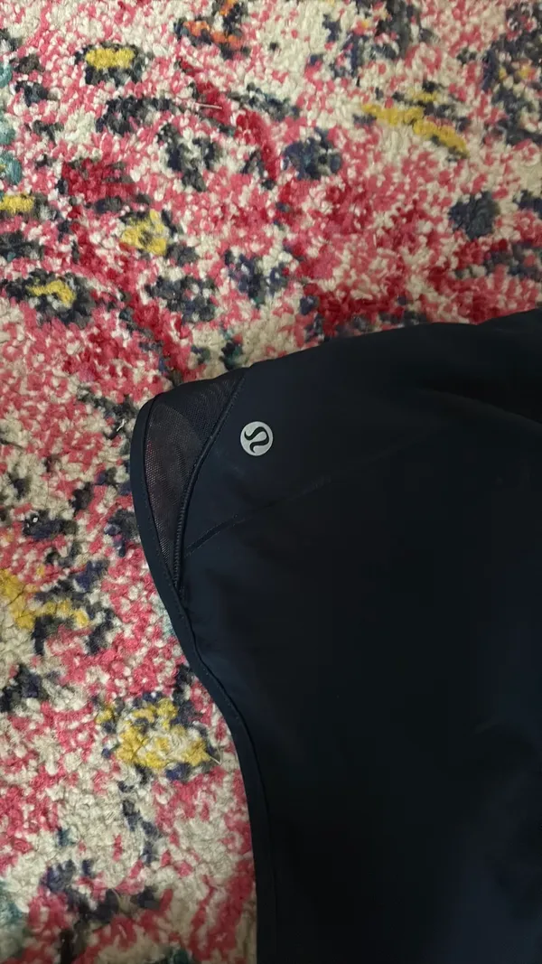 Lululemon Navy Hotty Hots - Image 4