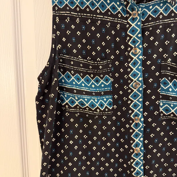 Anthropologie Akemi + Kin Ira Black Printed Motif Sleeveless Tunic Medium - Image 6