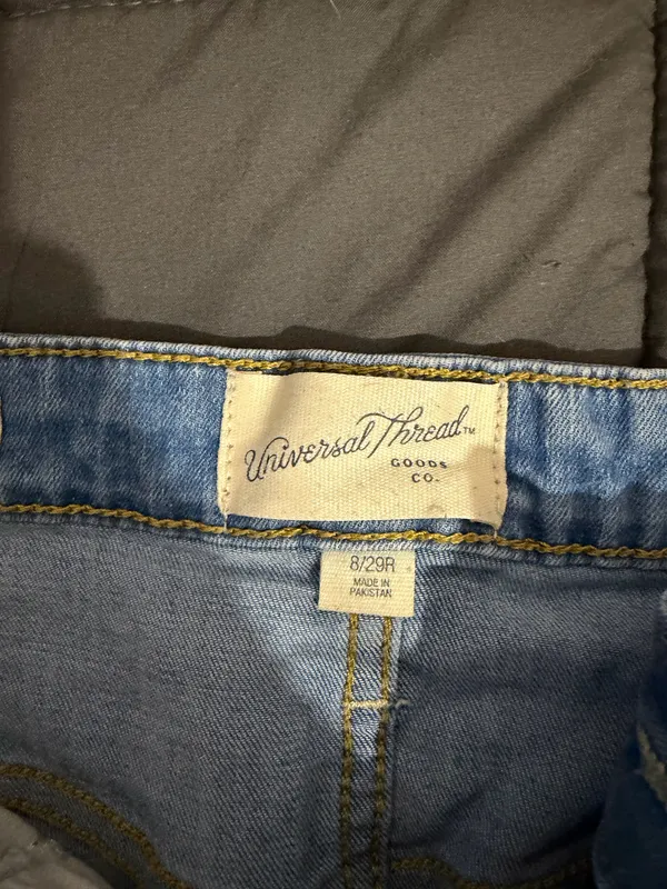 Universal Threads Jeans - Image 3
