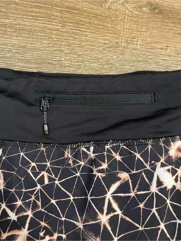 lululemon athletica Pace Rival Skirt Geometric Print Skort Size 12 - Image 4