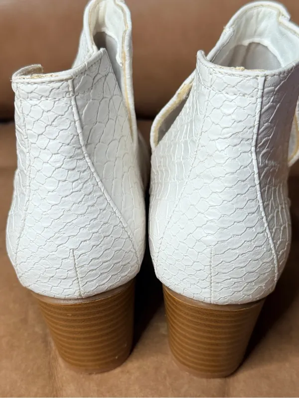 White Booties Size 7 - Image 2