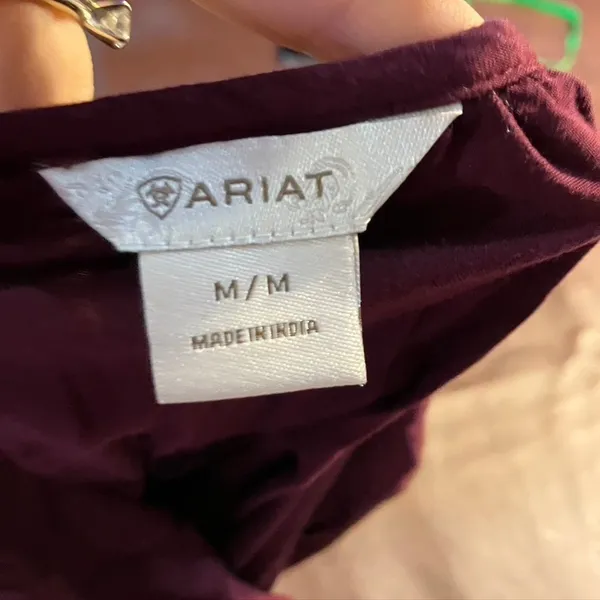 ARIAT Burgundy Long Sleeve Top with Lace Trim‎ Womens Size M - Image 11