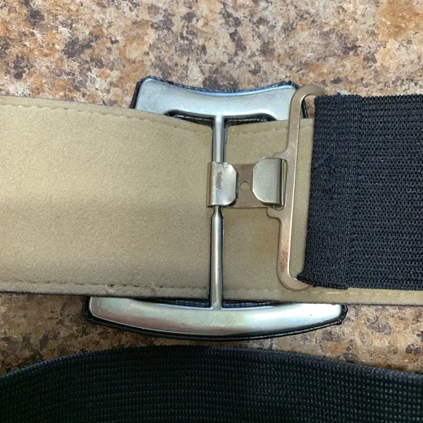 Vintage stretchy black belt 26.5 end to end with stretch - Image 3