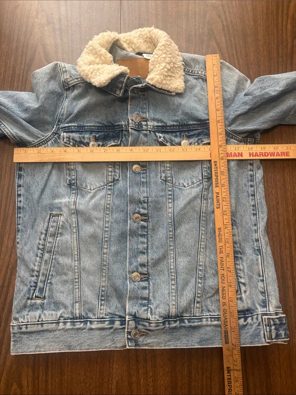 &Denim Size 4 Sherpa Lined Denim Jacket Light Blue - Image 4