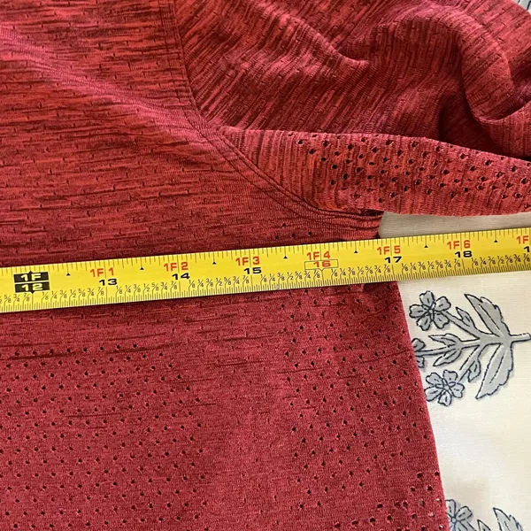 Lululemon‎ Swiftly Tech Long Sleeve Crewneck Red Small - Image 6