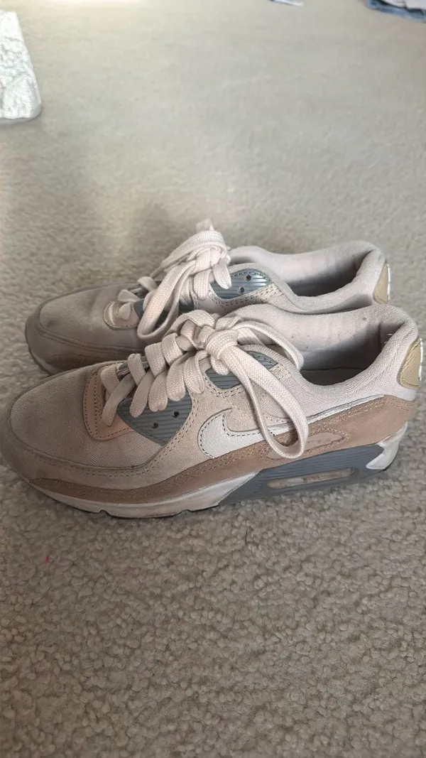 Nike Air Max 90s - Image 4