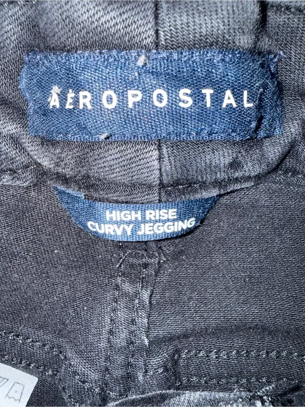 Aeropostale Black High-Rise Curvy Jegging - Image 4