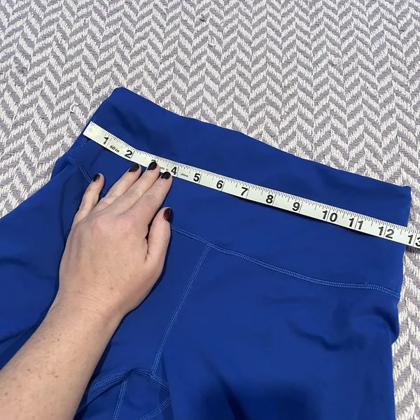 Lululemon Bright Blue Wunder Under High Rise Crop Women's Leggings Size 8 EUC - Image 5