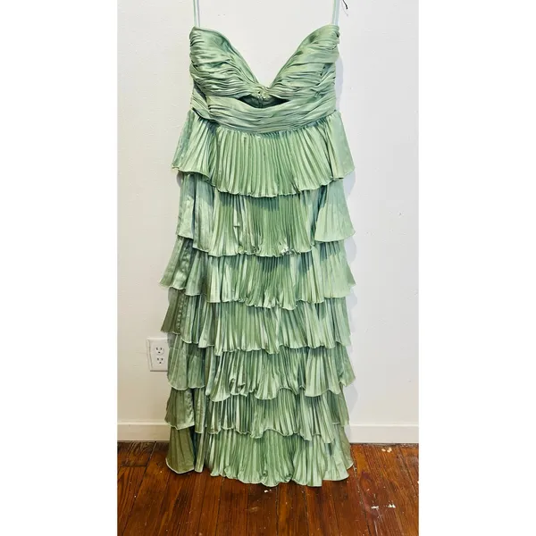 IEENA for MAC DUGGAL Green Pleated Tiered Ruffle Sweetheart Gown Dress size 10 - Image 2