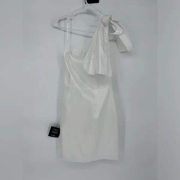 NWT Lulus Glorious Adoration White Taffeta One-Shoulder Bow Mini Dress - Image 4