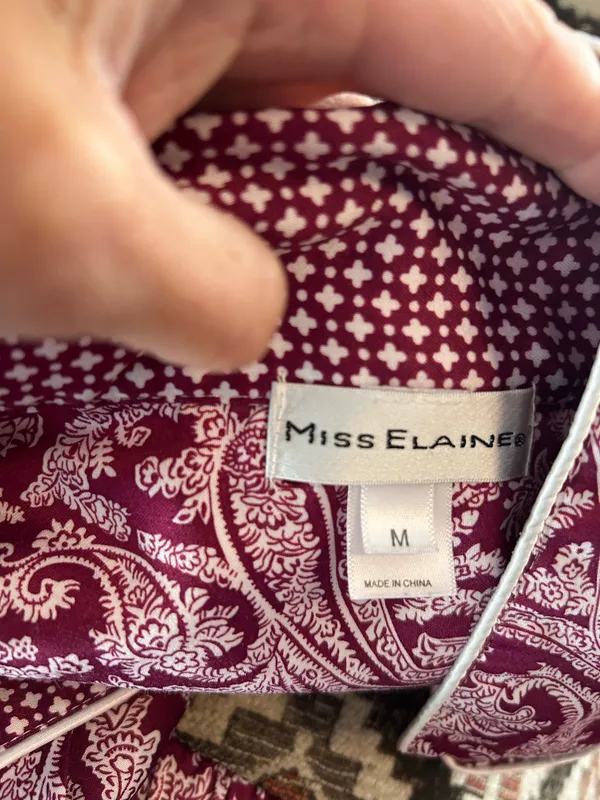 Miss Elaine matching pajama set Size M - Image 4