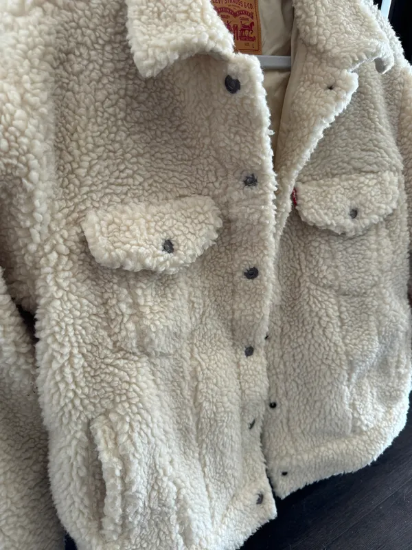 Levi’s Sherpa Trucker Jacket - Image 5