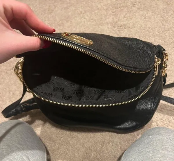 Michael Kors Satchel Purse - Image 5