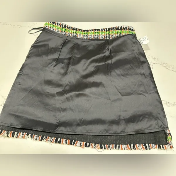 NEW Green Tweed Winter Lined Pearl buttons Fringe trim Mini Skirt 28” waist 2/4 - Image 3