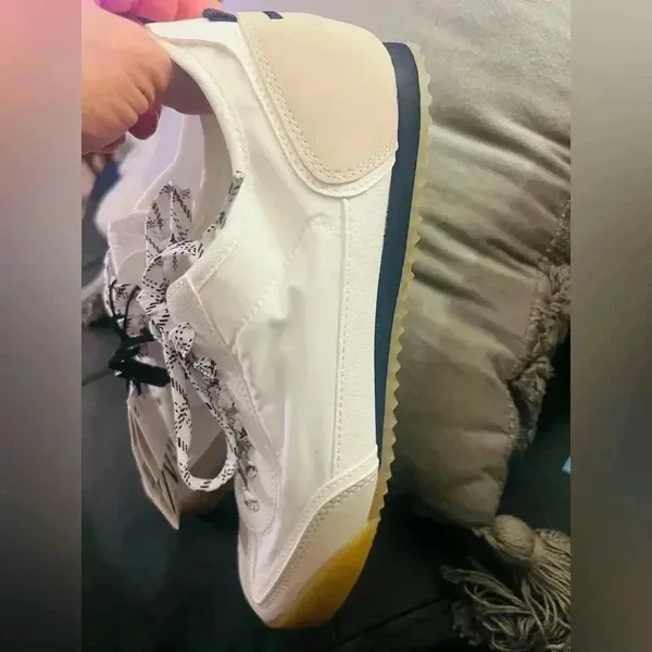 Zara casual womens sneakers size 6 NWT Perfect for a vacation trip or any day - Image 8