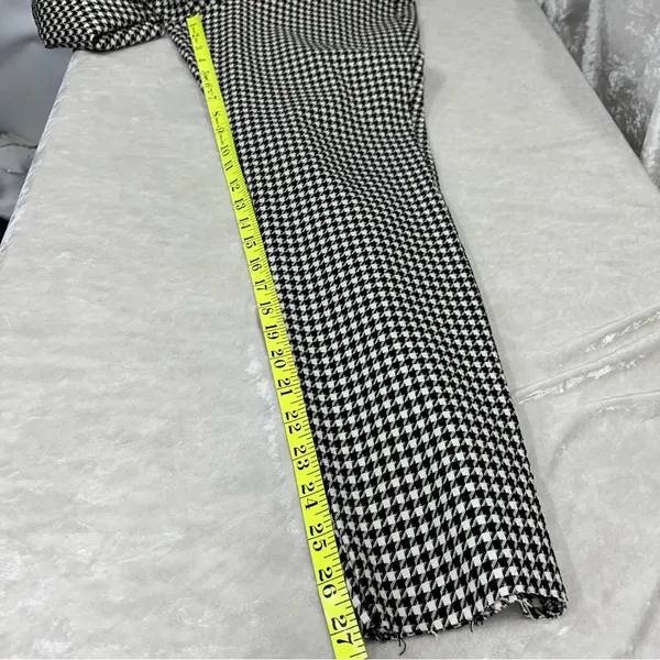 Old Navy 8 high rise pixie checkers pants black white FLAWED - Image 9