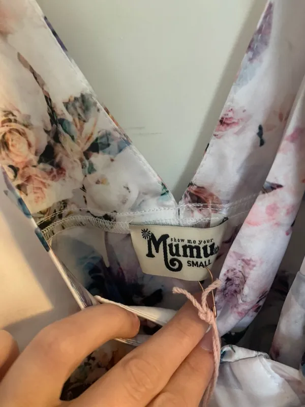 Show Me Your Mumu Bouquet Beauty Wrap Dres - Image 4