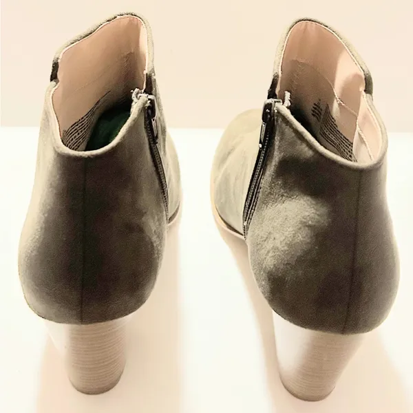Old Navy Faux Suede Army Green Block Heel Ankle Boots - Image 4